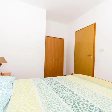 Apartman Pero Trogir