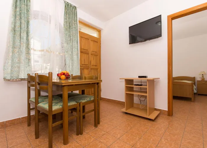 Pero Apartamento Trogir