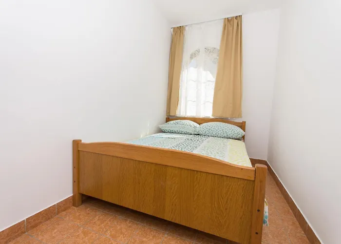 Pero Apartamento Trogir