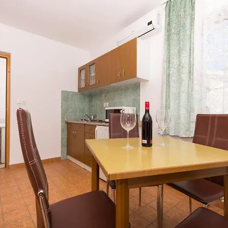 Apartment Pero *