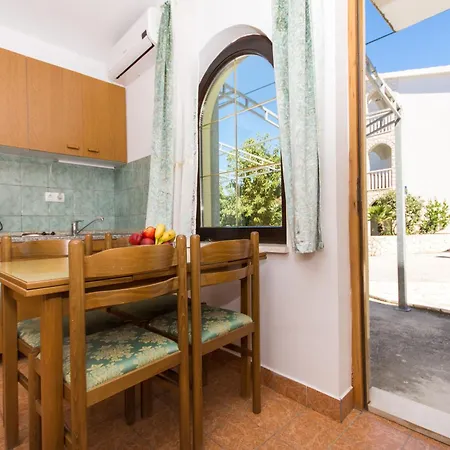 Pero Apartment *