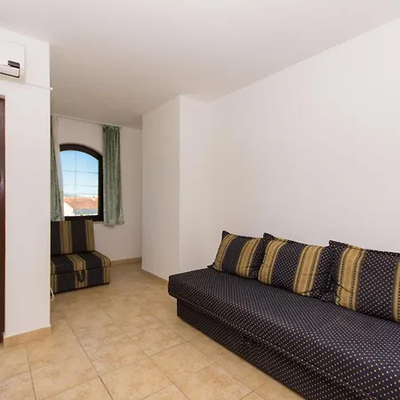 Apartment Pero *