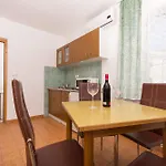 Apartment Pero *