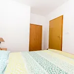 Apartment Pero Trogir