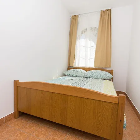 Pero Lejlighed Trogir
