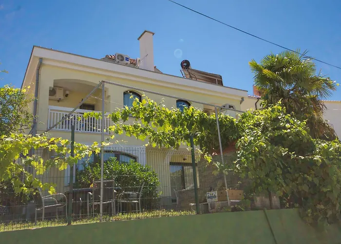 Apartament Pero Trogir